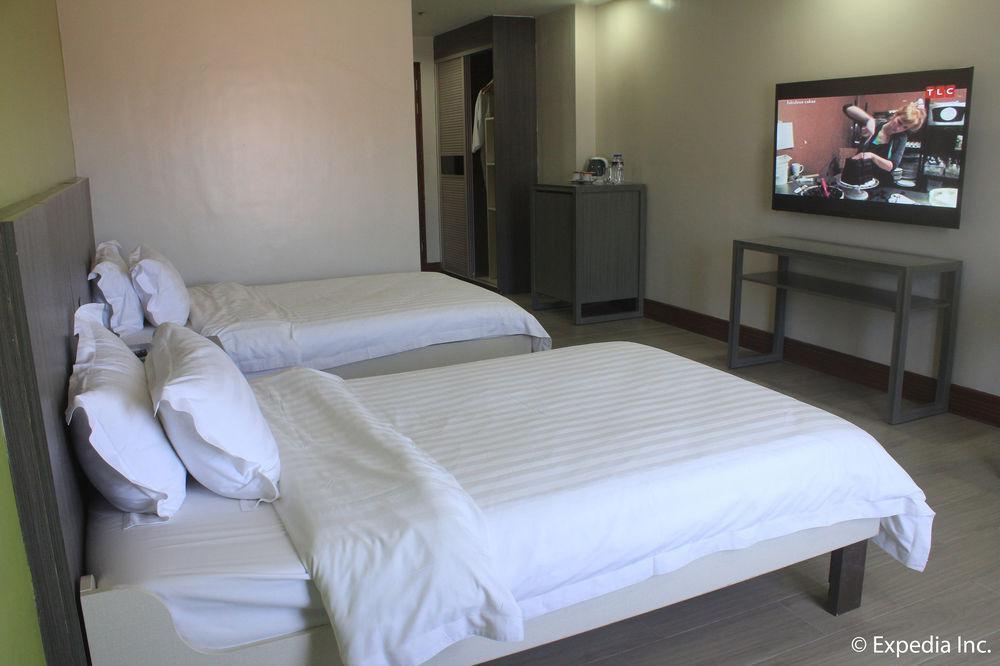 Newtown Plaza Hotel Baguio City Extérieur photo