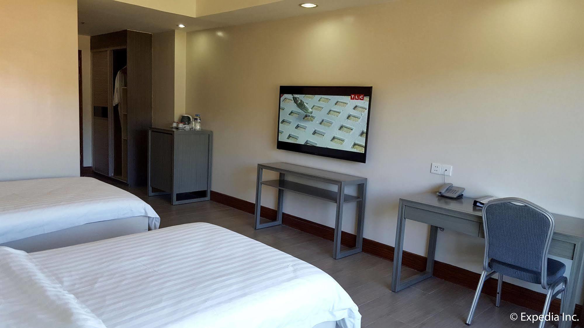 Newtown Plaza Hotel Baguio City Extérieur photo